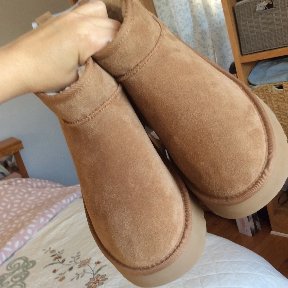 UGG NEW HEIGHTS ultra mini boots